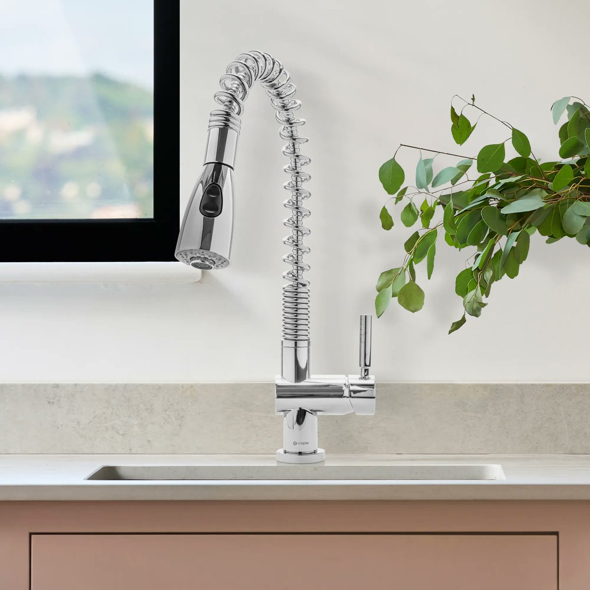 Would you opt for a pull out & spray tap? 😍

They're great for washing up, especially if you're limited on space & don't have the luxury of a dishwasher. 

Our new Spiro tap is a great option: buff.ly/3suD7J6

#CapleQuality #tap