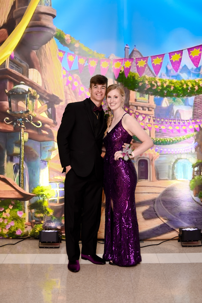 TippCitySchools's tweet photo. Thank you Parents Who Care for hosting the annual Red Carpet at this year's Tippecanoe High School Prom and sharing your pictures of our students.  #WEareTIPP https://t.co/llsQ8IFo5u
