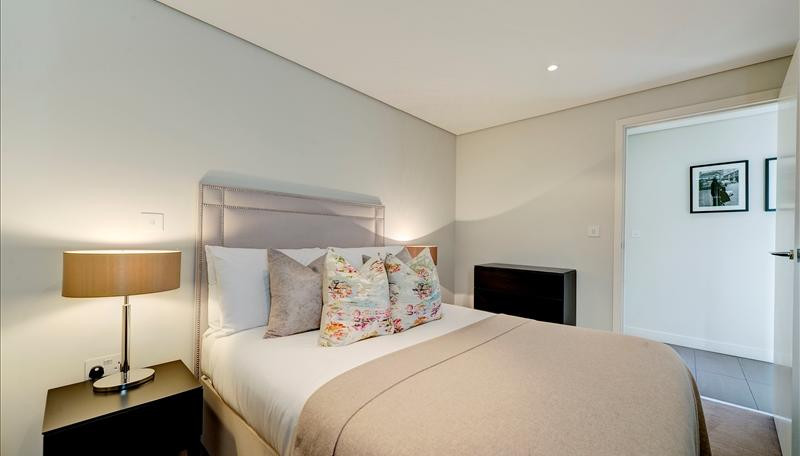 PropertyExperts's tweet photo. The apartment is situated within this  prestigious building which features concierge service, lift service and secure underground parking. The spacious and bright apartment comprises a beautiful reception room with a new and modern fitted open plan kitchen, three large bedrooms. https://t.co/V71ToYeyie