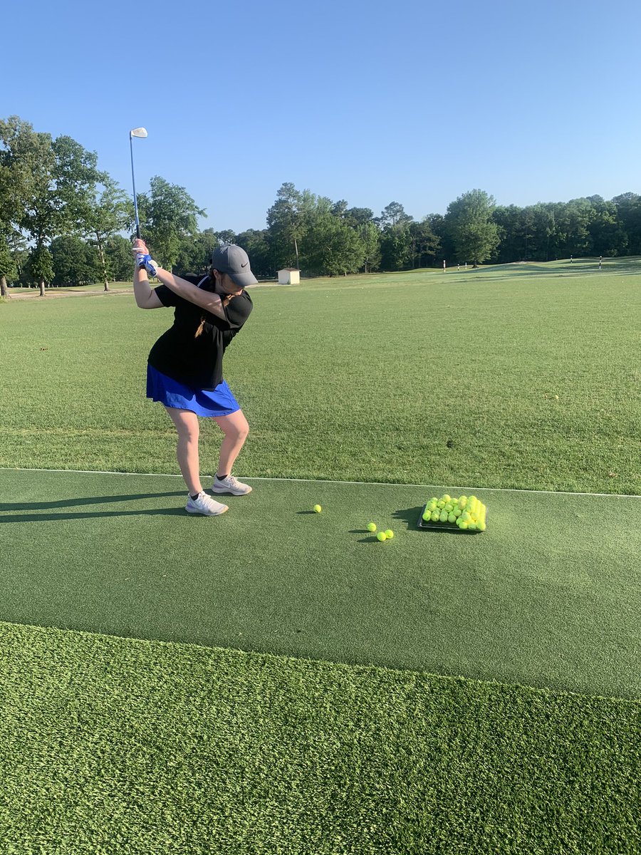 FCHSGolf1's tweet photo. Ava getting ready to tee off in the first day of the State Championship tournament 🏌️‍♀️ https://t.co/vXyDCK8W9u