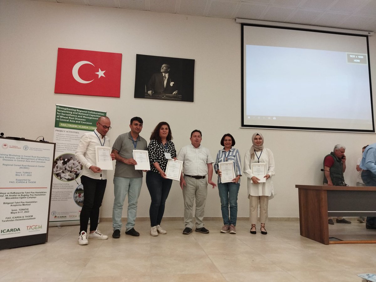 ErtasOz's tweet photo. It was a great and fruitful 9 days at @CerealRust with Dr. Kumarse Nazari and his team under. No doubt, it contributed to my career!! I am really happy to attend #CWANACAC #rusttraining course. https://t.co/ojS6mIxbMb