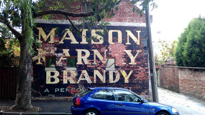 ghostsigns's tweet photo. Article and radio piece focussing on the work of @MelbourneCircle with Melbourne's #ghostsigns.

https://t.co/VMc2HX59Z2 - via @RadioNational 

Thanks @RoyReed13 for sharing this from 2015. https://t.co/lz4ean8hnX