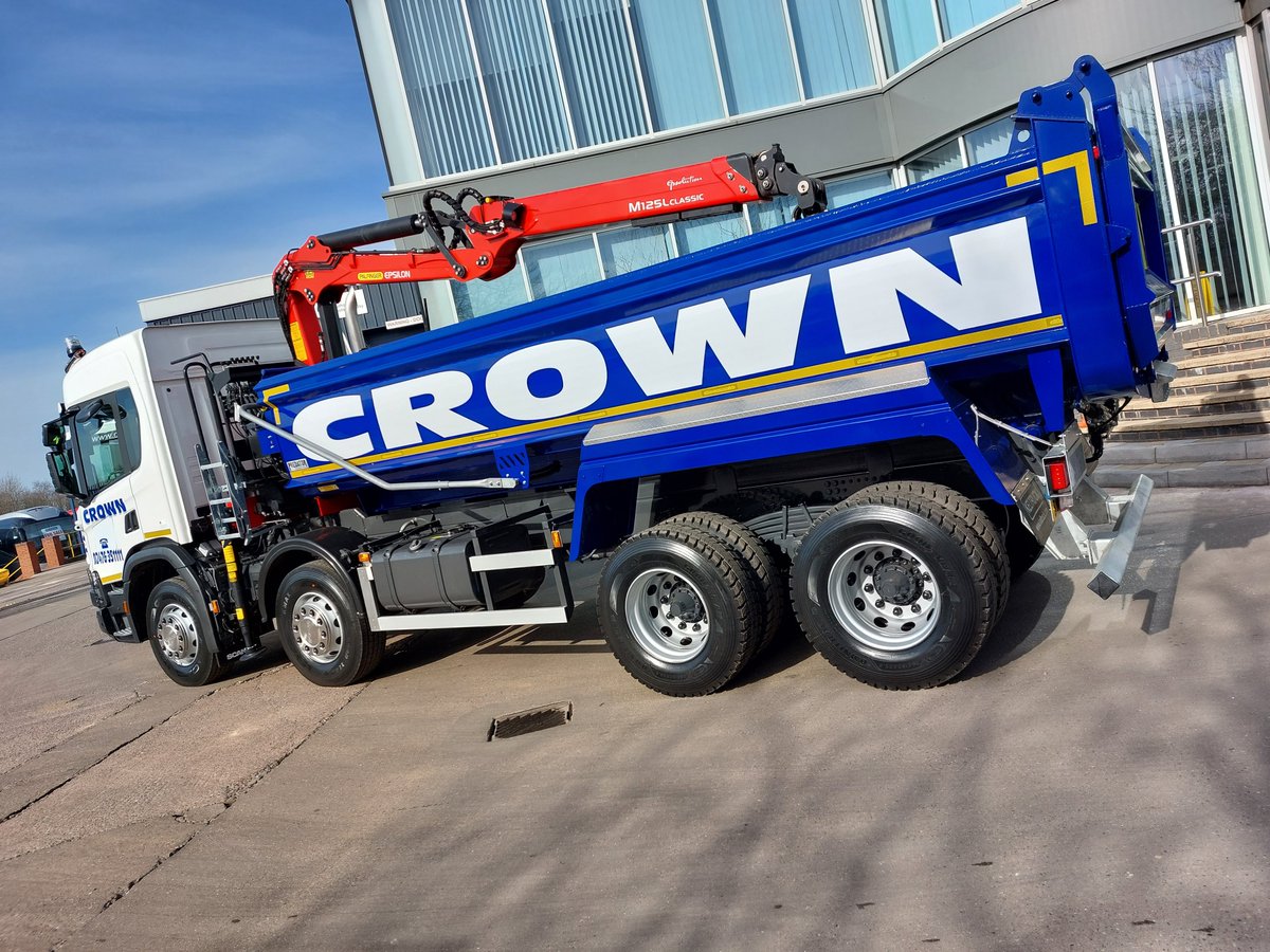 keltruck's tweet photo. @ScaniaGroup @ScaniaUK @RussKelly71 @davemor66816340 @CrownWaste @SFletch8 @TRATON_GROUP @VJConnolly New @CrownWaste #ScaniaXT P410 and G500 #SuppliedByKeltruck.

#CrownWasteManagement #CrownWaste #Nuneaton #Warwickshire #Warks #WestMidlands #WestMids #CV10 #England 🏴󠁧󠁢󠁥󠁮󠁧󠁿 https://t.co/I5TA2xwgM7

👏🏻 @RussKelly71

#ScaniaTough #Scania #hookloaders #tippers | https://t.co/1PS9MXnyNX https://t.co/fdRAIhv4po
