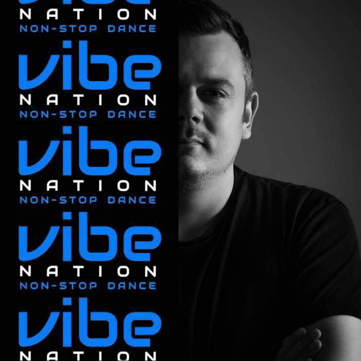 djdavethompson's tweet photo. Shutting down this weeks show, with a monster of a release from the @highdeftracks label! #Leftcoast #DoYouFeelMe #NowPlaying on @vibenationlive #BeatsandBangers #FridayNightVibe https://t.co/BgtBwWK2xe