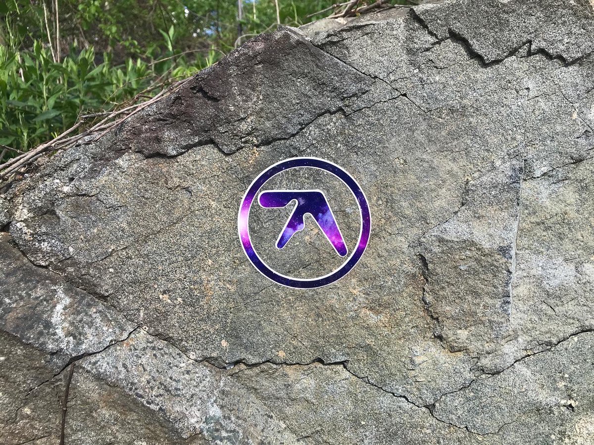 Aphexm1ke's tweet photo. @AphexTwin @__NUMBER3 @WarpRecords —- #AphexTwin #RichardDJames #Galaxy #AphexTwinSticker #AphexTwinDecal #AphexSticker #AphexDecal #Rock #Stone #StoneInFocus - #AphexTwinLogo #AphexLogo #PaulNicholson https://t.co/Y9lvHLrfqu