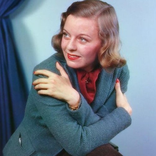 DrBuzz_Forensic's tweet photo. Actress Margaret Sullavan was #BornOnThisDay, May 16, 1909.Remembered for her film & stage roles during the '30s thru the '50s.Suffering from #depression & hearing loss, she passed in 1960 (age 50)from an OD of #barbiturates. #RIP #SuicideAwareness #SuicidePrevention #GoneTooSoon https://t.co/SMWVkrMnLK