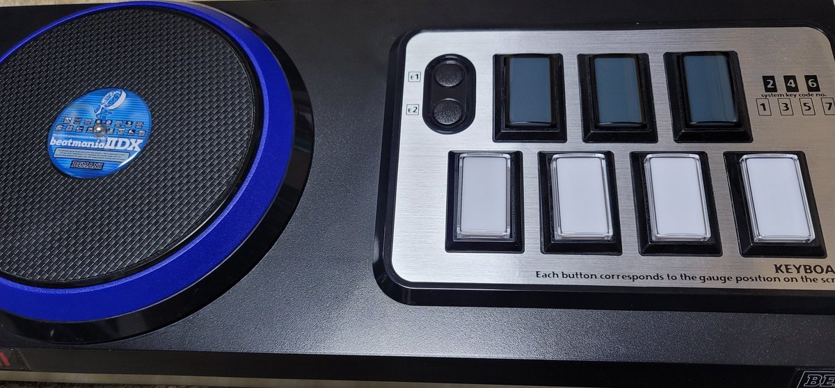 beatmania_jcs's tweet image. 皆様ご無沙汰しております😊
日々、多数のご依頼、ご相談有難う御座います！
相変わらず多忙を極めておりますが、只今順次ご対応させて頂いております。
また、新規　481様　482様、本日コントローラーお預かり致しました！
完成まで暫くの間御待ち下さいませm(__)m✨