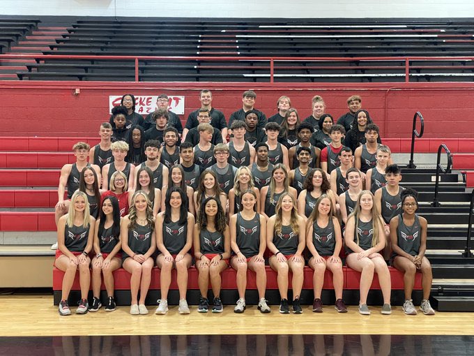 JarynNorton's tweet photo. My last season of track and field has come to an end. I’m so blessed to be apart of this team. I’m going to miss my 4x2 team the most, we have grown close this year and supported each other through everything. Thank you CCHS track and field for the last 4 years. https://t.co/DCrmP0kniH