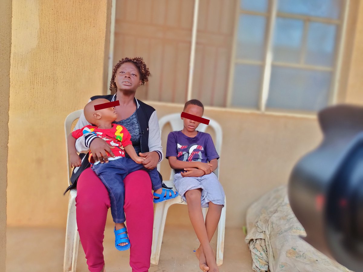 biodun_alao's tweet photo. I just interviewed the wife of the late sound engineer, David Imoh, who was lynched &amp; set ablaze by a mob consisting of motorcycle operators in Lekki, Lagos. She is calling on the Lagos govt for justice &amp; welfare for her little kids. @Mr_JAGs @benhundeyin #JusticeForDave https://t.co/xidZrGsHVU