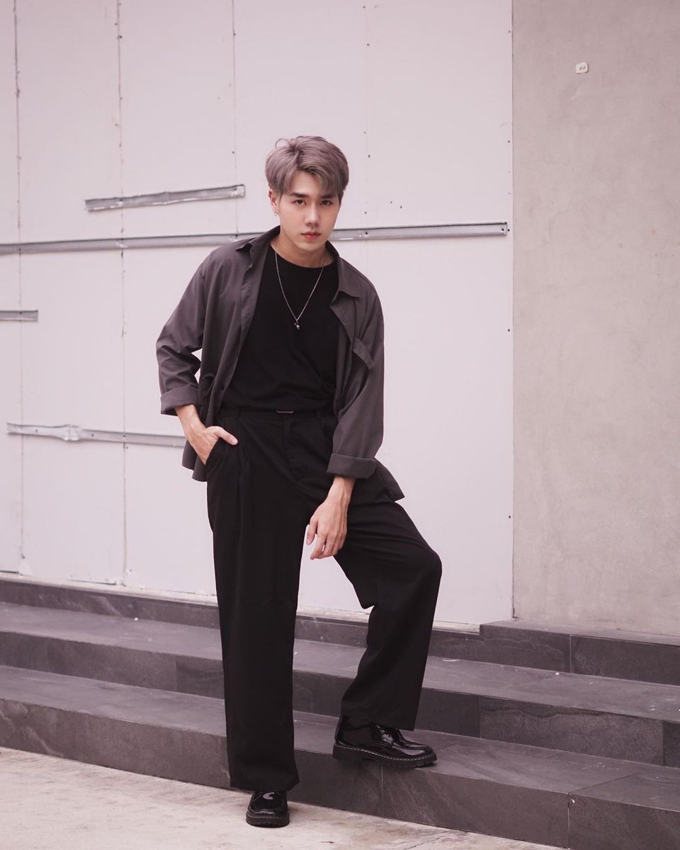 fshnBL's tweet photo. [IG Post 05.16.2022]

Edgy!   

Petch (@Petchpigz) 

#Petchpigz #pigletsofpetchpigz #Oxygentheseries #oxygenตอนจบ  #NutPetch #SoloGui https://t.co/xhN7tlXnvx