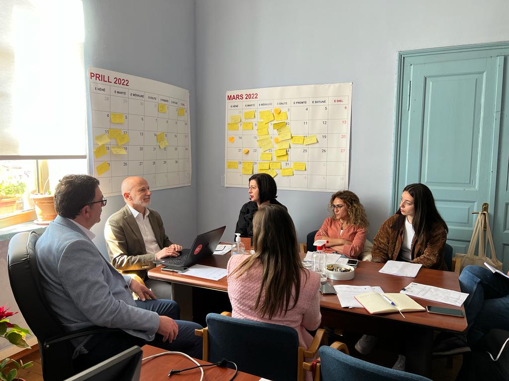 InstituteIp3's tweet photo. Kick off meeting in Shkodra Municipality, in the framework of supporting Albanian municipalities in drafting 5-year Social Housing Plan (phase II of the Leave no one behind program).
The project is being implemented by #IP3 and #DCPartners, with the financial support of #UNDP. https://t.co/IzUhQsNene