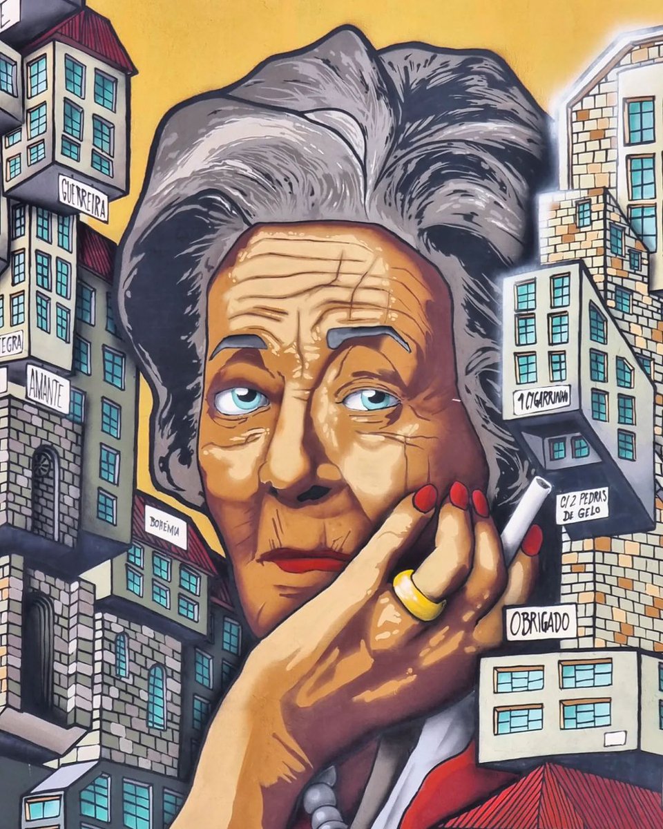 New street art in Lisboa. A tribute to the Portuguese actress and singer Simone de Oliveira painted by her grandson André Mano. 

#StaySafe #VisitLisboa 
visitlisboa.com 
📍 Alvalade
📷  <a href="/lisboalive/">LisboaLive.com</a>