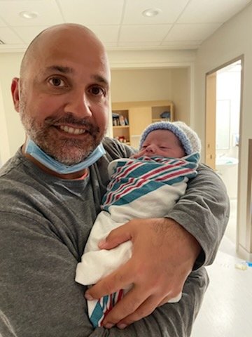 SMCDSB_SJA's tweet photo. Hello World! The newest member of the #SJAFamily arrived at 4:42 this morning! Frederick (Freddie) Ronan Porco. https://t.co/vNxrsv6r3T