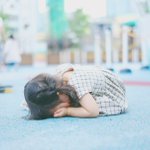 【悲報】遊園地にて「対象年齢3歳以上」に絶望する2歳