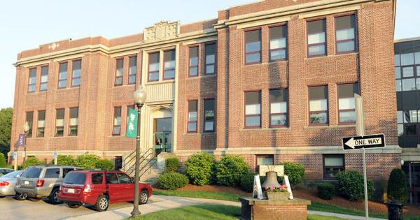 A proposal for Thursday’s town meeting in #Mansfield that had intended to ban the teaching of “divisive concepts” has been ruled out of order on multiple legal grounds but procedural actions could still force a vote in spite of that. ow.ly/gZPZ50J8Qtt <a href="/mansfield_ma/">Town of Mansfield MA</a>