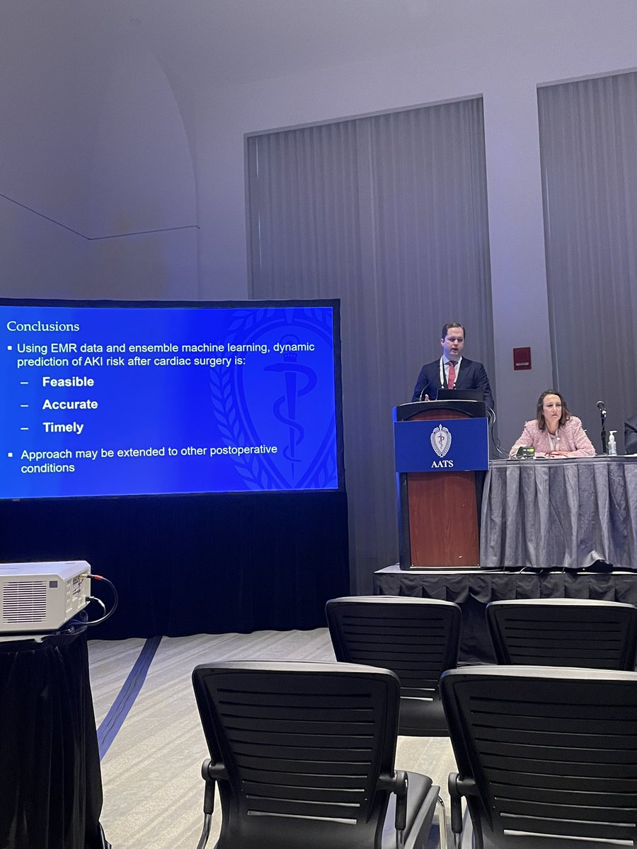 Outstanding presentation by @CT_RyanMD at #AATS2022 demonstrating #MachineLearning models for early prediction of AKI after cardiac surgery. @DrRosengart @JCoselli_MD @MarcMoonMD