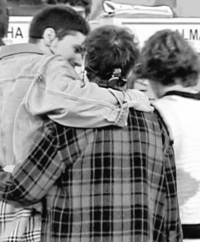 den_espo_'s tweet photo. l’unica reunion di cui ho bisogno😔 #calmex https://t.co/fuVBxi1C3v