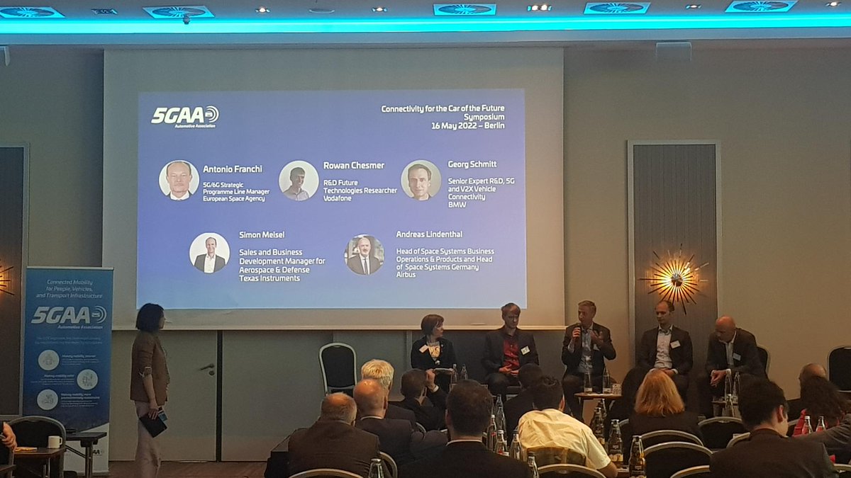 5GAA_official's tweet photo. Time for the third session, "Breaking out of silos: How can automotive, space and telco work together on R&D to address future connectivity challenges?", featuring speakers from @esa, @VodafoneGroup, @BMWGroup, @Airbus and @TXInstruments.
#ConnectivitySymposium #5GAAInAction https://t.co/1iRJifixa5