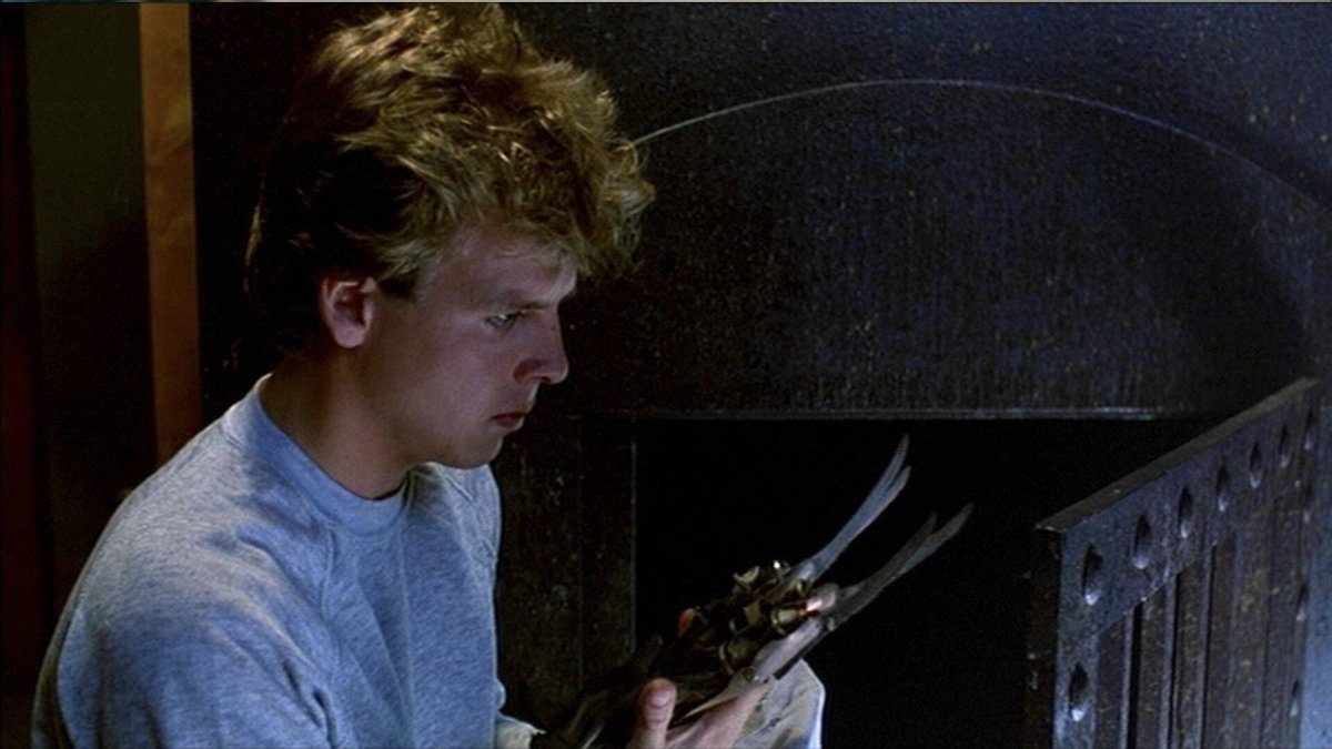 EugWSerra's tweet image. Happy Birthday to Mark Patton! #MarkPatton #JesseWalsh #FreddyKrueger #ANightmareOnElmStreet2FreddysRevenge