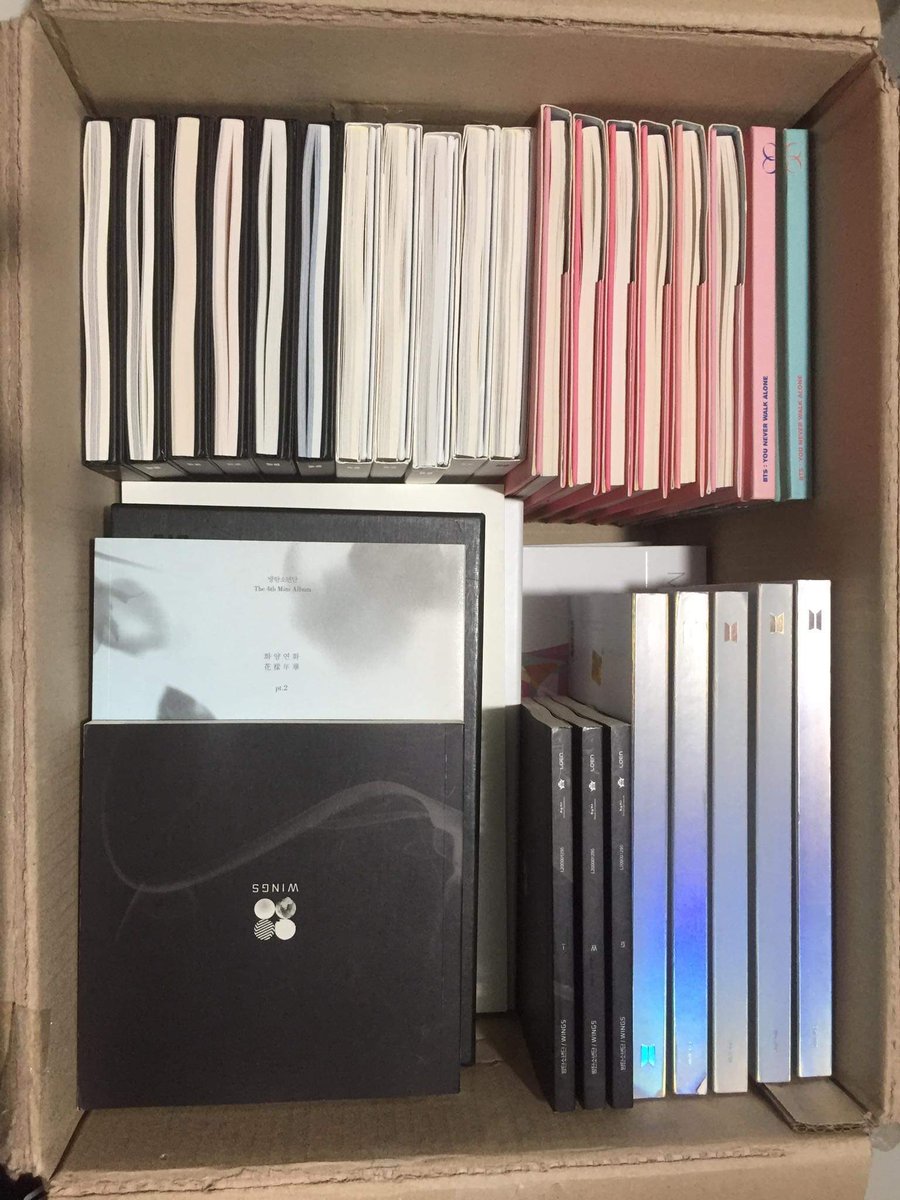 Seoul_Merchant's tweet photo. #SeoulMerchant_GIVEAWAY
UNSEALED ALBUM GIVEAWAY

RT
FOLLOW US + @el_shoppe
RT + LIKE their 📌
Reply your desired album

🔚72HRS https://t.co/0lkNfZ8vCr