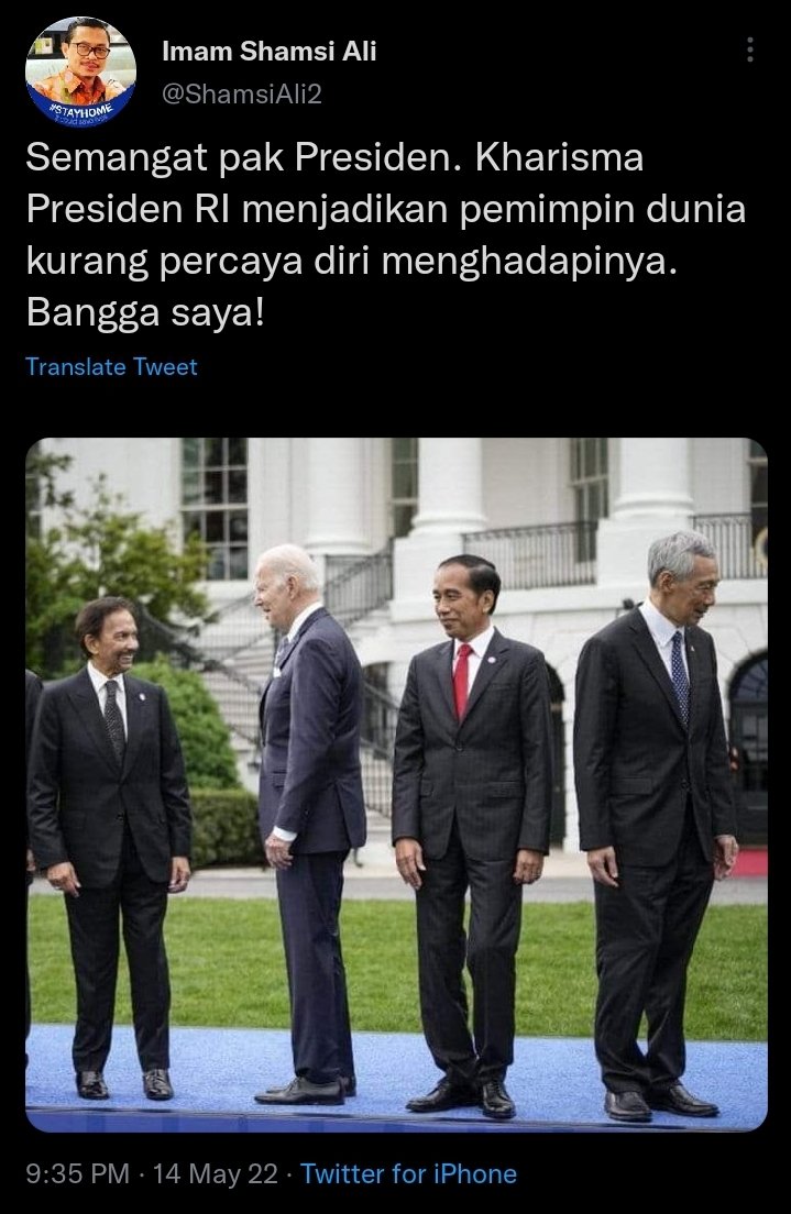 Bahkan babi memahami BAHASA SIMBOLIS SEDERHANA, belajar pakai joystick hingga cermin utk menemukan makanan yg tersembunyi.

Pun babi berendam di lumpur, bukan krn senang kotor, tp utk menurunkan suhu tubuh mereka, krn babi tak punya kelenjar keringat.

MESKI BABI BUKAN "IMAM".