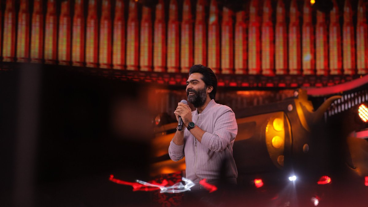 AbithMessi's tweet photo. Just an spark ✨ lot to be .....

Time to Lead &amp; Rule 

#Tamil #Tamizhanda #STR #SIMBU #STism #STforever 

@SilambarasanTR_ 🔥

#SilambarasanTR
#VendhuThanindhathuKaadu 
#PathuThala https://t.co/QkkfcfeX22