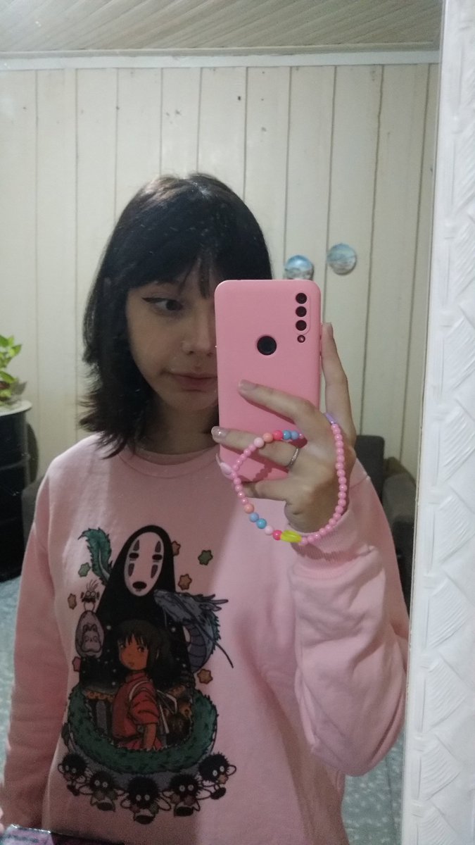 quero q lembrem d mim na unesp como a mina da geo q só usa rosa