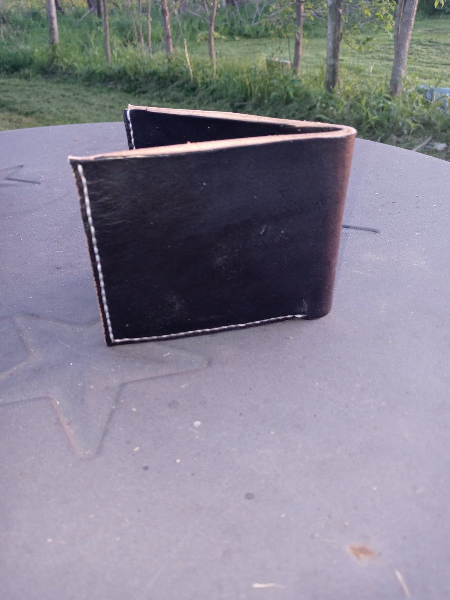 leatherarcana's tweet photo. Need someplace to keep your debt rectangles? We have you covered! https://t.co/A0SviXxLeZ