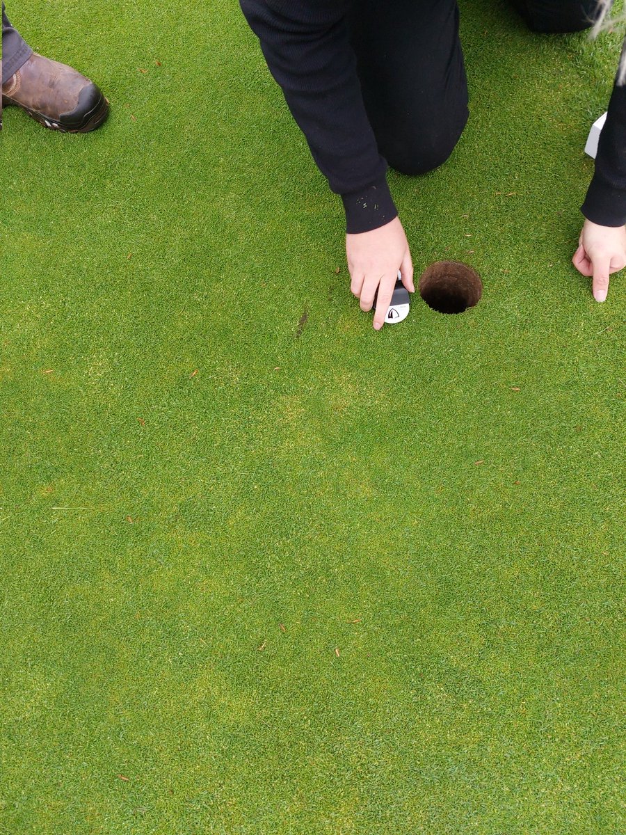 KevinMcColm25's tweet photo. @golfkinross with @bunkerboy79 and @adamsedgwick71 installing @Soil_Scout. The most innovative way to monitor moisture, temperature and salinity. #youcantmanagewhatyoucantsee
#turfcare3pa 
@TurfCare_IRL_UK https://t.co/Fha0Tv7htb