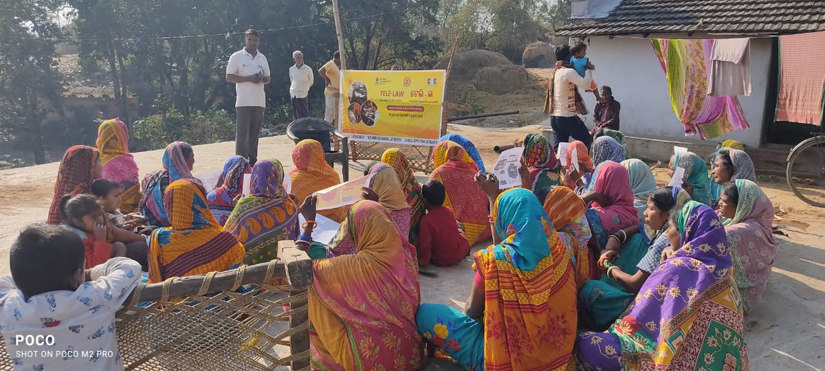 CscTele's tweet photo. Tele-law awareness session among citizens conducted by VLE Nikunja ballav Behera,Talapati GP,Kusumi block,Mayurbhanj district,Odisha.@KirenRijiju  @dintya15 @SwornaprabhaSi1 @l_Smrity @PatankarRishi @CSCegov_ @OdishaSpv @Tele_Law @ceo_csc @DillipDash2021 https://t.co/LRwGlK5NYU
