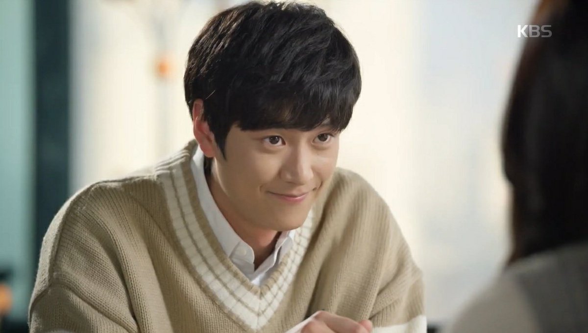 themoonriver201's tweet photo. As it's a supporting role, Inwoo's screen time isn't that much but Nam Inam is such an adorable maknae 😁. It's a 100-episode daily drama, so actually we can see this cute doryeonim quite frequently 🤭.
#UnaskedFamily https://t.co/Cqm8uoBbje