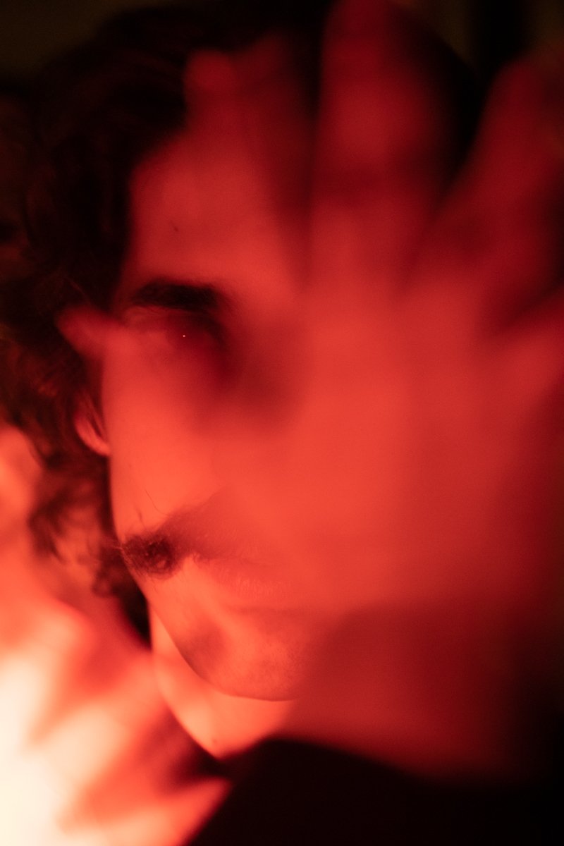 MpRattlesnake's tweet photo. Photoshoot by Marcelodownonjubileestreet for the upcoming M.OLLOCH

#MOLLOCH #photography #photoshoot #twinpeaks #music #Portugal #M #UpcomingReleases #RAW #rawedit #raw https://t.co/ZwK8TLeVQt