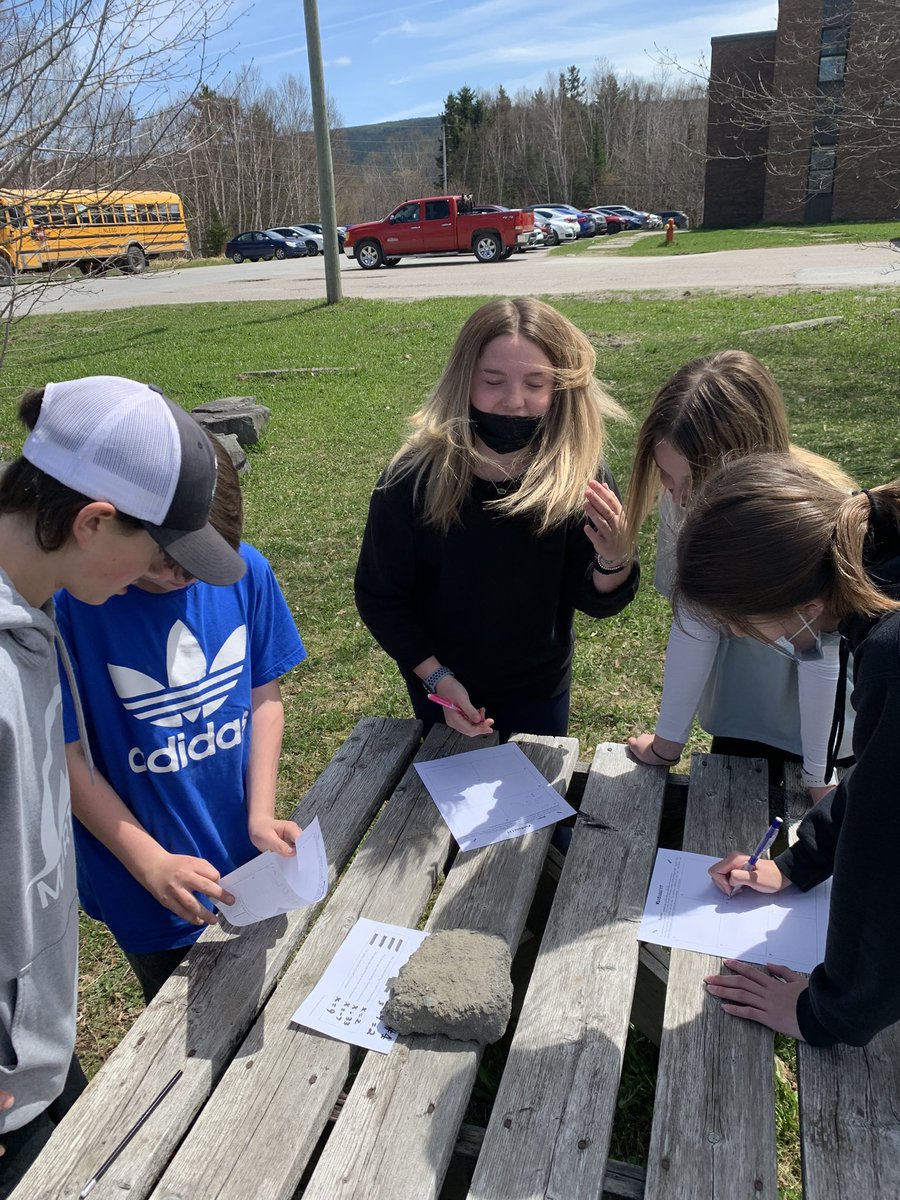 JessHogan15's tweet photo. Whodunnit? There’s been a crime, the mathematicians need to solve the clues to catch the criminal! @PasadenaAcademy #algebra #mathisfun #getoutside https://t.co/w4MxmGvl2S