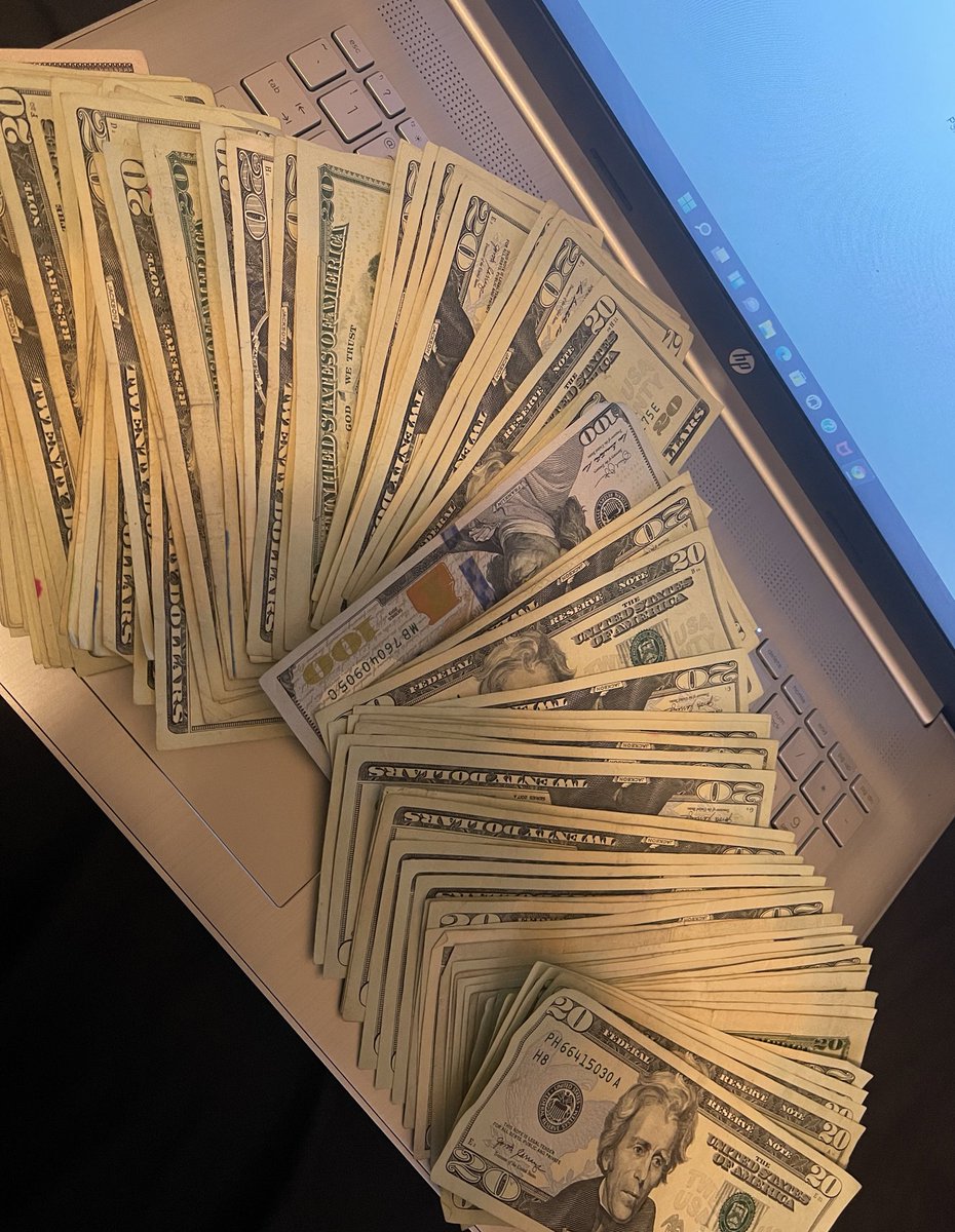 lilryan_1's tweet photo. 10:45 in dallas tx ballin like a maverick 🦅 https://t.co/Kik5PalOJc