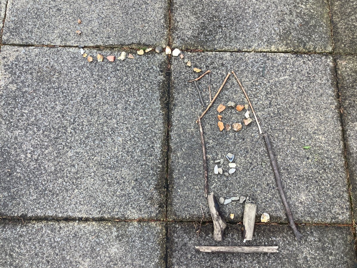 MissThomas1234's tweet photo. I was amazed at the natural art Year 1 created today in art club. We also planted our wild flowers in the flower pots we decorated last week. @LanghoStLeonard https://t.co/SLl1pYjzeT