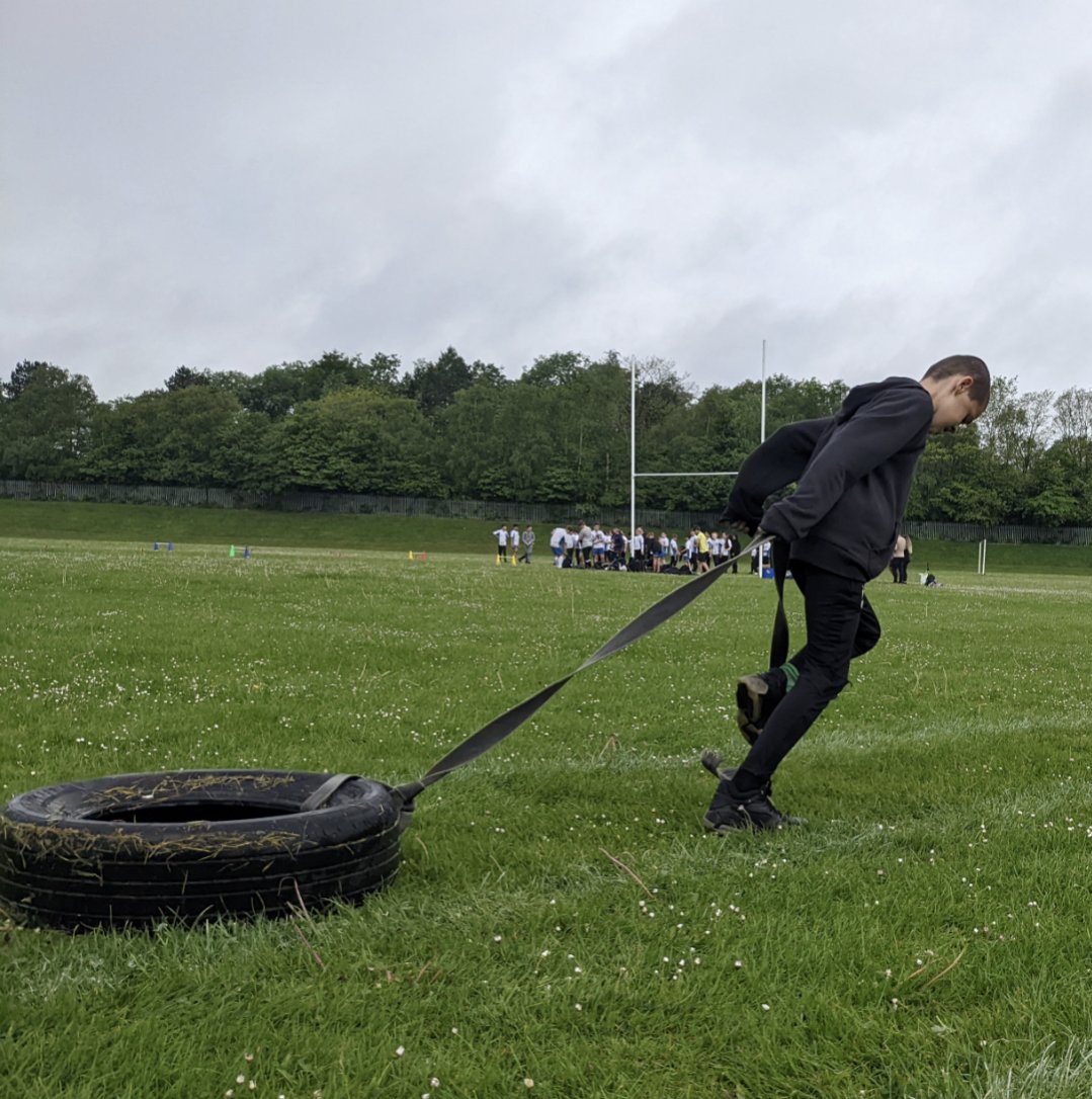 Great day at <a href="/PentrehafodW/">Pentrehafod SC&WB</a> today! Well done to all the learners who took part, over 200 pupils from Yr 7 on one of our team building and health Well-being days!!  

forcesfitness.co.uk/services/schoo…

#Health #wellbeing #outdoors