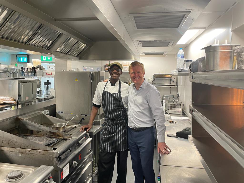 Great to pop into the Three Horseshoes in Letchmore Heath yesterday. It was looking fabulous after a refurbishment. Great to see it going strong serving the village and wider community! #hertsmere