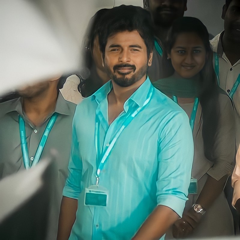 VasanthSk14's tweet photo. Fav mass scene.. 💙✨🔥
Retouch.. 💙✨
@Siva_Kartikeyan
#DON
#DonReview
#DonFDFS
#DonBlockbuster
#Sivakarthikeyan
#Anirudh
#PriyankaArulMohan
#priyanka
#priyankamohan https://t.co/U2fScJVyxp