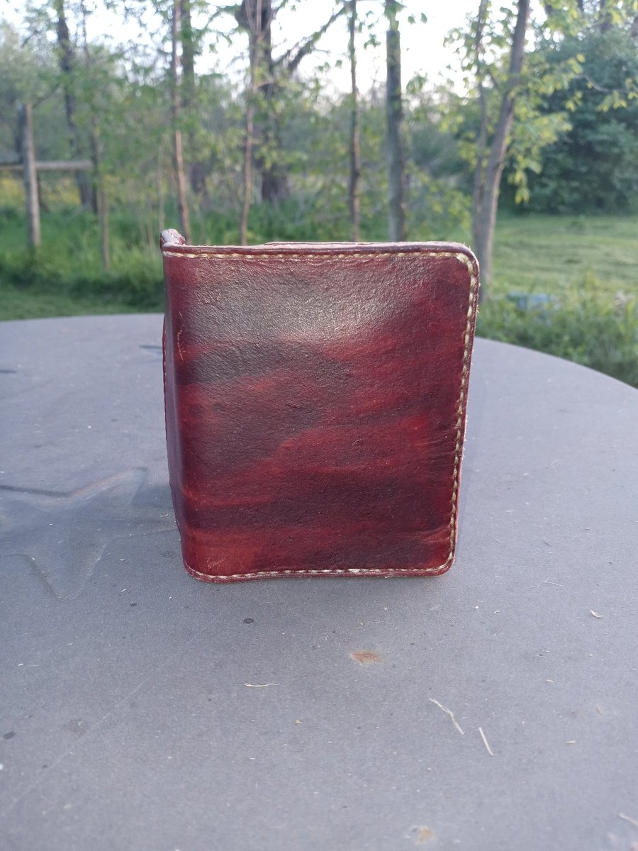 leatherarcana's tweet photo. Need someplace to keep your debt rectangles? We have you covered! https://t.co/A0SviXxLeZ