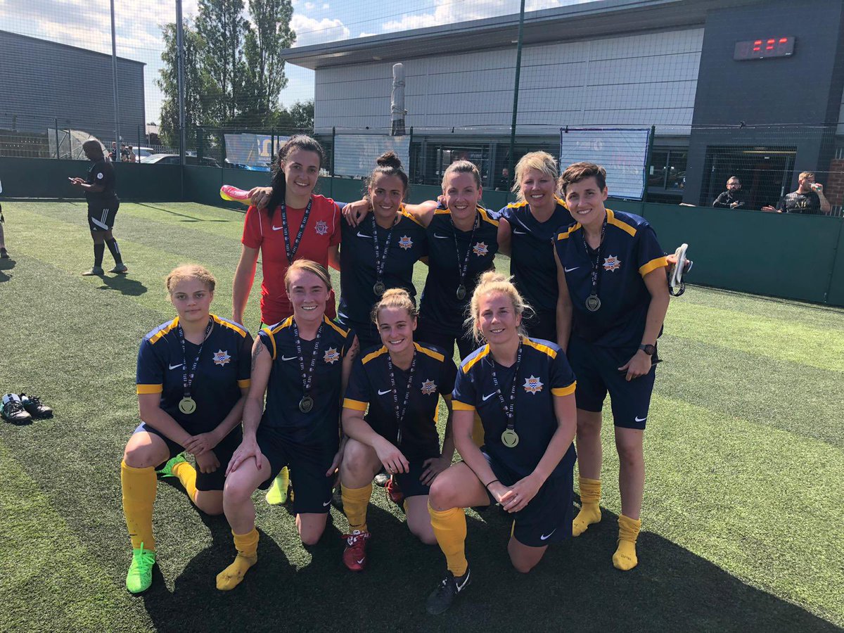 Our women side are looking for an Away Friendly on Sunday 29th May in the London area , happy to spilt cost 
Please drop us DM and we’ll pass on your details to Lauren