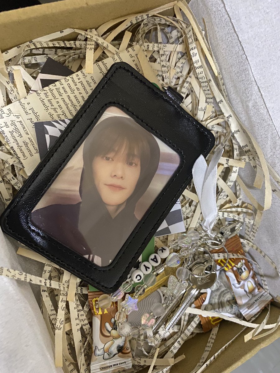 tenzxcart's tweet photo. Thank you so much for these items. The transaction was very smooth!💞🤗

#fromchaenniecorner @chaenniecorner https://t.co/HFlqbA51EX