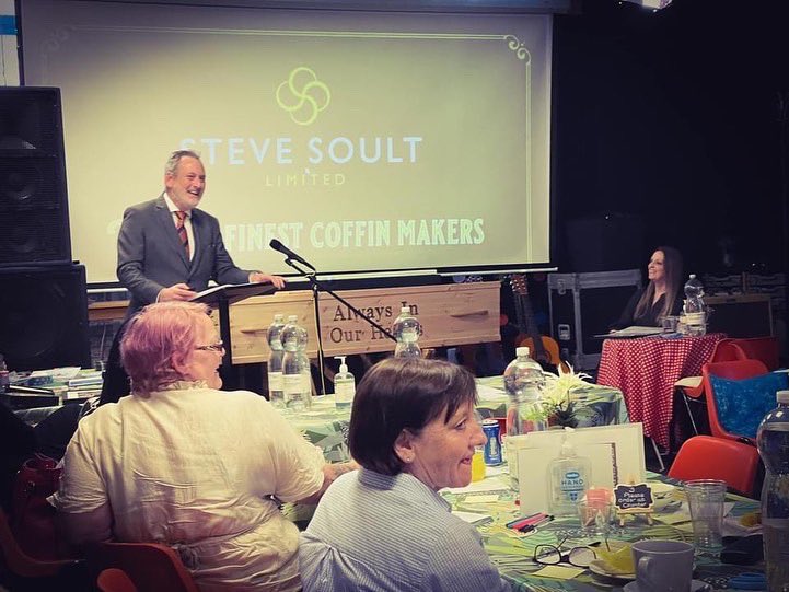 SteveSoultLtd's tweet photo. If was great to be part of the first ever @CoffinClubGM on Saturday ⚰️
Great to meet everyone 👍🏻
#coffinclub #coffins #uk #funeralservice #celebrants #humanist #pathologist #GreeterManchester #nfe2022 https://t.co/4pJICA88NL