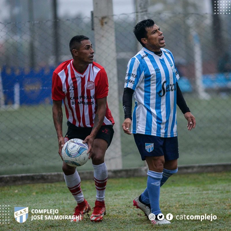 catcomplejo's tweet photo. #FútbolSenior 

LIGA NACIONAL +35

Postales del encuentro disputado el día de ayer entre Atlético Tucumán vs San Martin en nuestro Complejo José Salmoiraghi.

#VamosDecano💪💙🤍 https://t.co/Vl1qa9Slc3
