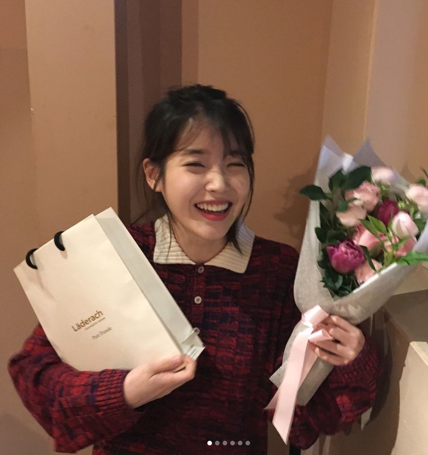 MISS_V_TAESA's tweet photo. Happy Birthday to this most talented and gorgeous girl IU โก ๐
I love her so much ๐ญโค๏ธ
@_IUofficial
#30SpringsWithIU
#์๋ฅธ์ด์๋ด_์ง์์_์์ผ์ถํํด
#IU #IUArt #IUFanArt
#gouache #watercolor #mixedmedia https://t.co/0wrB2nFo1L