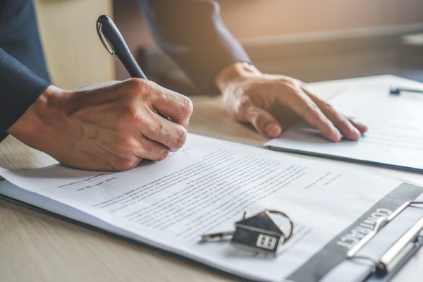 kcamdenesq's tweet photo. There is a staggering amount of paperwork to attend to when buying or selling a home, but what key documents do you need to retain long after the purchase or sale? #realestatedocuments #realestateagreements #realestatepurchaseagreements
https://t.co/RETuNiLKZ9 https://t.co/qAI20gD44v