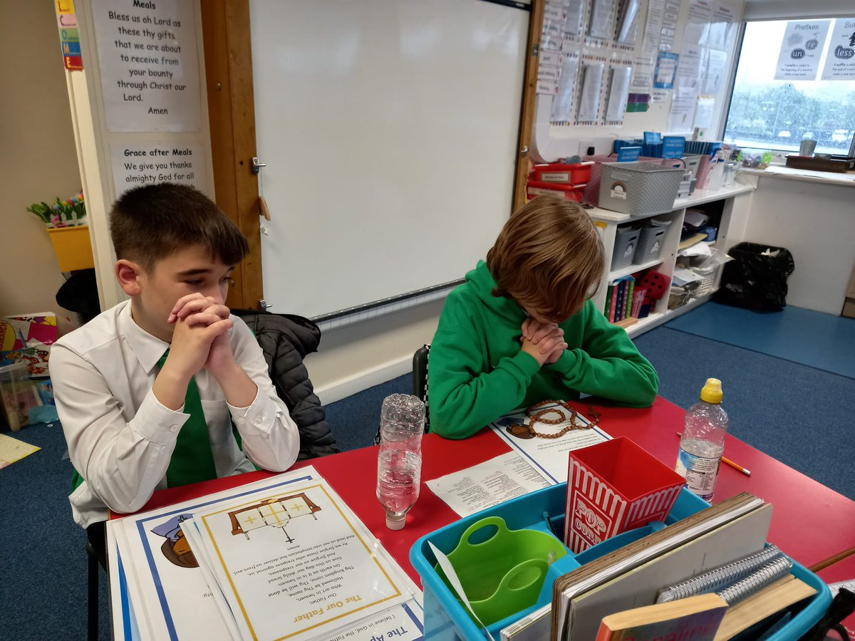 StAugustine_PS's tweet photo. P7 Rm 10 have been reciting a decade of the Rosary every day in May. We have taken turns to lead prayers and kept our family and friends close in our thoughts and prayers @FrKane @AugustinesYouth @motherwellre @rcmotherwell #faithvalues https://t.co/lFqzmHQyRs