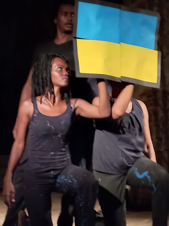 EUinCV's tweet photo. Celebrating #EuropeDay
A great dance performance with the famous 🇨🇻group Raiz di Polon at Convent of XVII century in the World Heritage, Cidade Velha.
The piece 'CVMatrix46' represents an ode to Cabo Verdean culture. The activity was co-funded by the EU.
#NuStaDjuntu 🇪🇺🇨🇻 https://t.co/VFYH6tMPn0