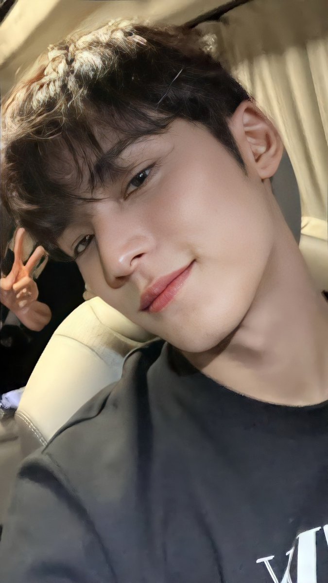 istri mas jeonghan; teh putri tweet media