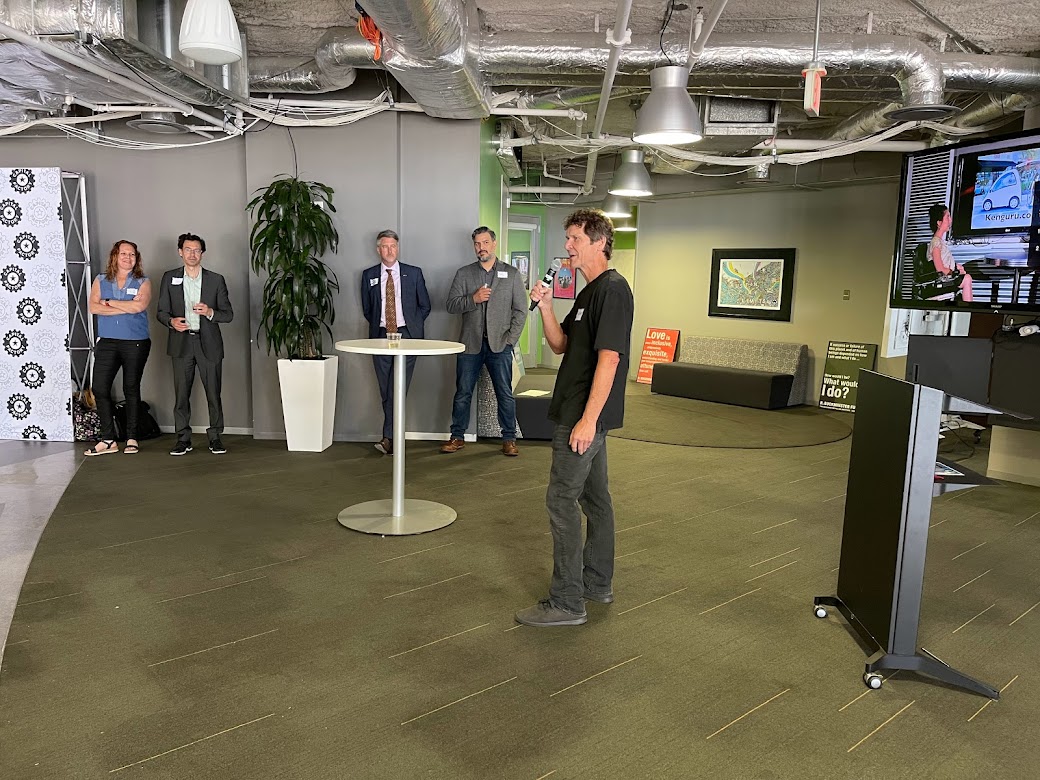 BIRDFoundation1's tweet photo. BIRD was thrilled to co-sponsor the very first #Austin-#Israel #hightech networking event along w/@IsraelinHouston, Israel Trade Mission in Houston &amp; @israeliamerican of Austin. Exciting potential for collaboration b/w Israelis and their counterparts in the booming Texas capital! https://t.co/nNoCoKmJFx