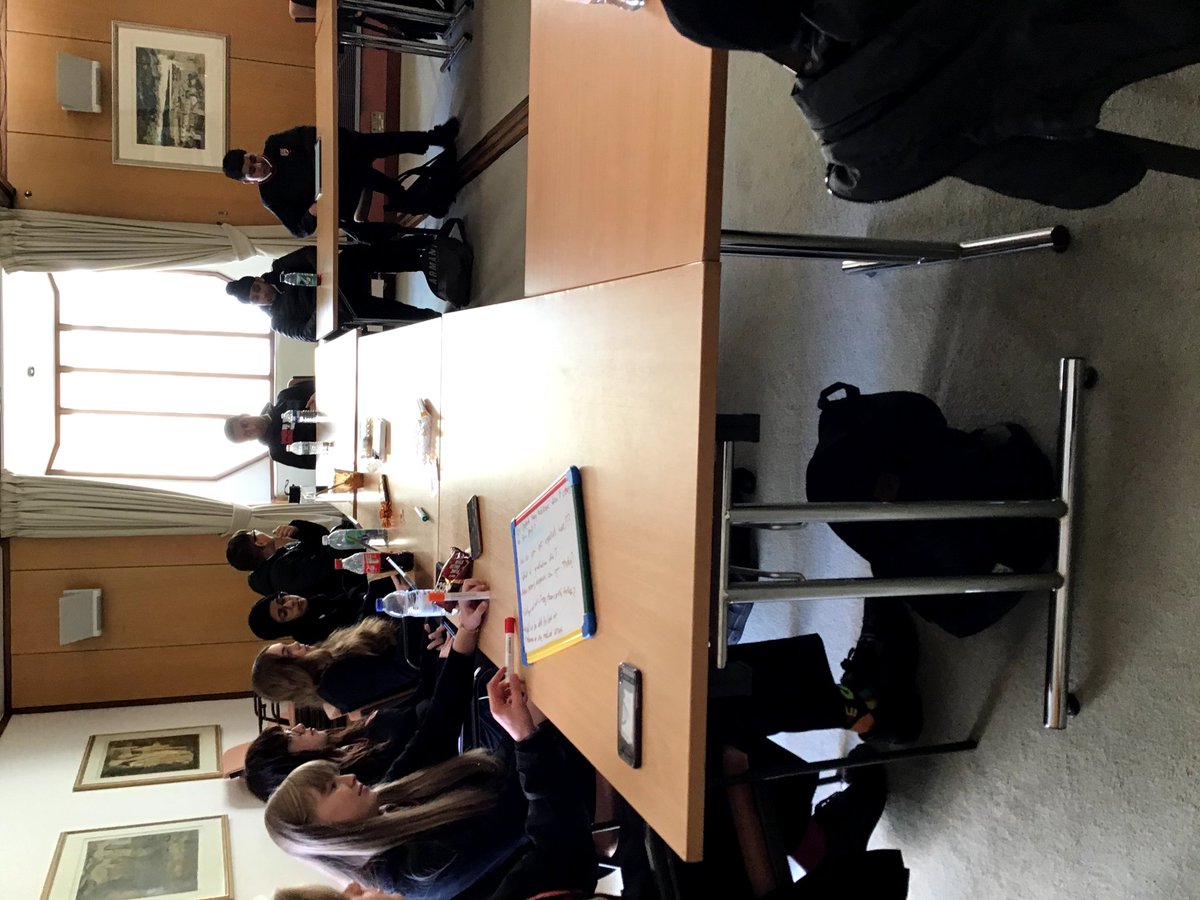MrsLMorgan2's tweet photo. Our Year 9 students had a fantastic day visiting Jesus College, Oxford, where they were able to watch a performance of The Taming of the Shrew, discuss the meaning of life in a lecture 'taster' session, and tour the beautiful city. Thanks @magl_williams for hosting us! https://t.co/cVJeWRPYos